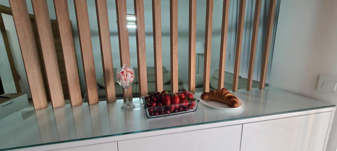 Luxury Apartment Stefanija Тиват Екстериор снимка