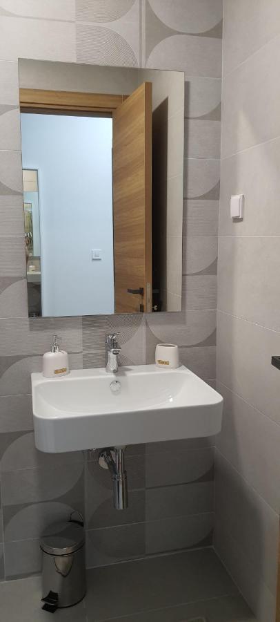 Luxury Apartment Stefanija Тиват Екстериор снимка